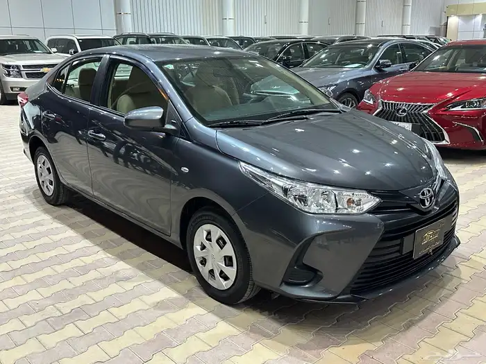 تويوتا يارس موديل 2022 استاندر 2