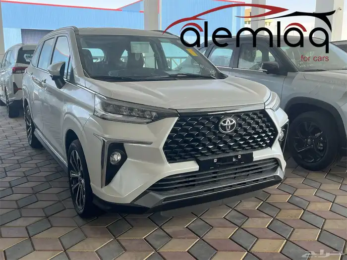 تويوتا فيلوز 2025 شركة العملاق 1