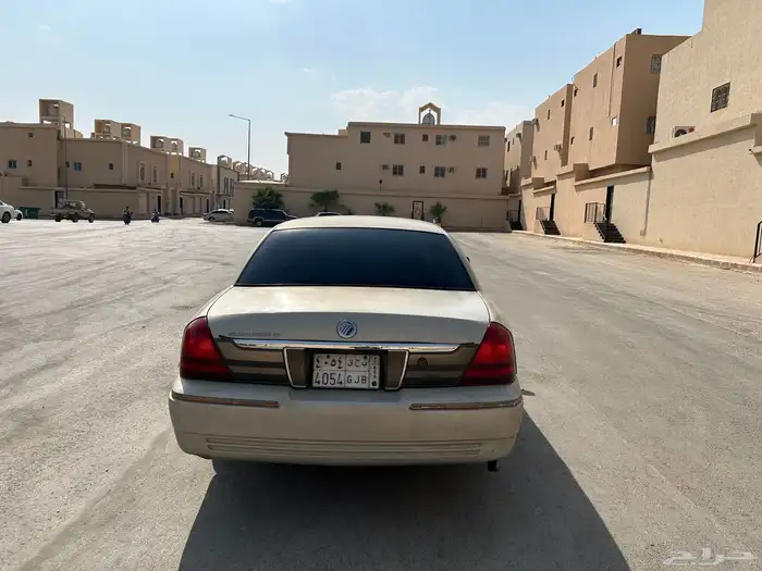 فورد 2012 بدي وكاله فيه تبهيت 12