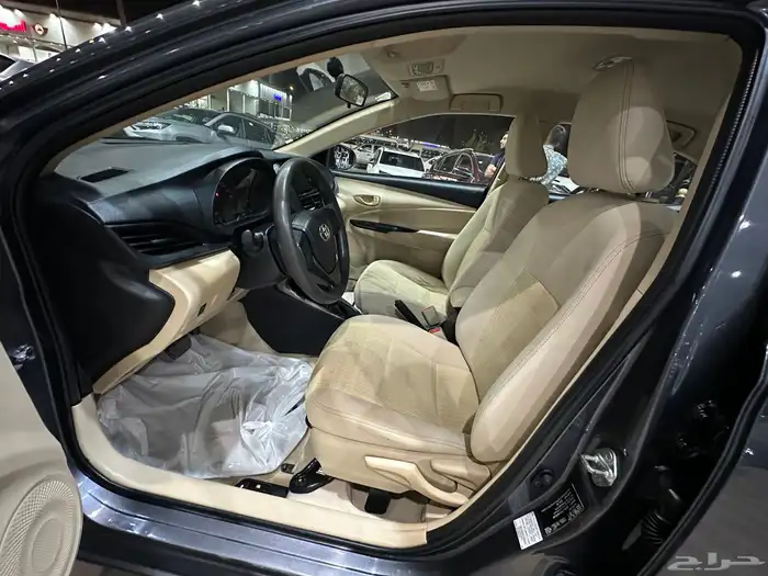 تويوتا يارس موديل 2022 استاندر 8