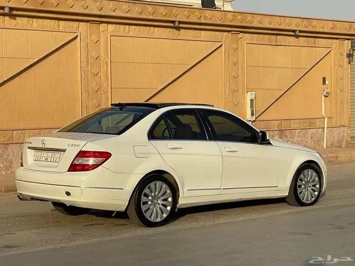 مرسيدس C200 - 2008 ممشى قليل نظيفة جدا 7