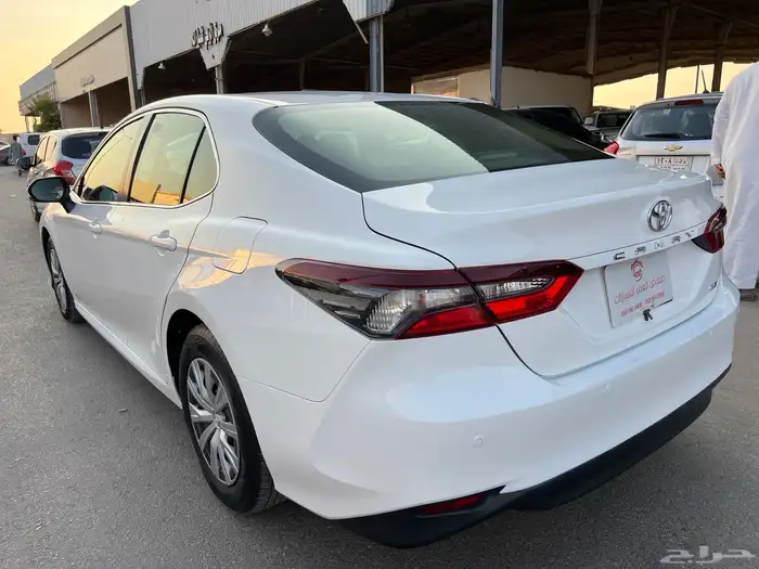 تويوتا كامري 2022 استاندر 5