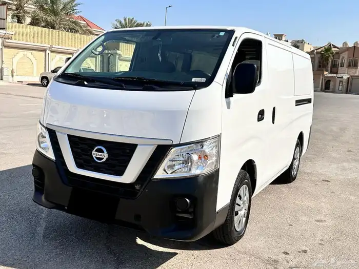 نيسان اورفان2021 ديزل بضاعه جير عادي ماشي قليل محركات وكالة 1