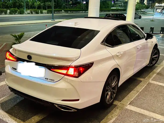 لكزس ES350 2020 F SPORT 16