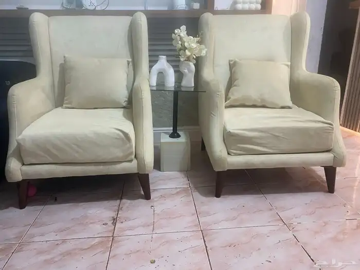 2كسري كنب بيج 4طولات 2كبير 2صغير 3