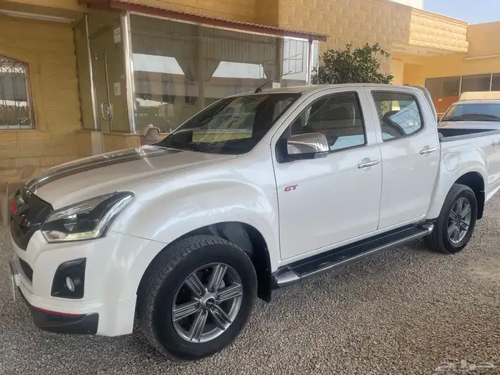 ايسوزو غمارتين GT 2
