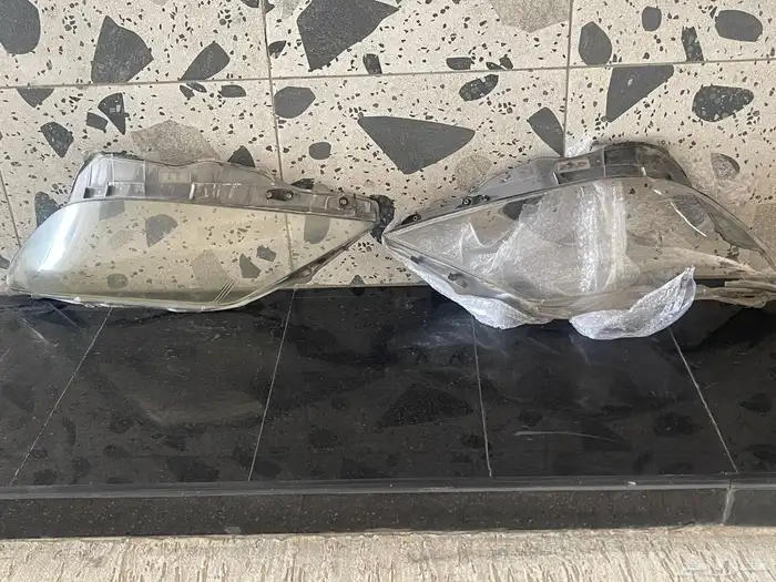 قزازة شمعات لكزس 2010 - 2012 2