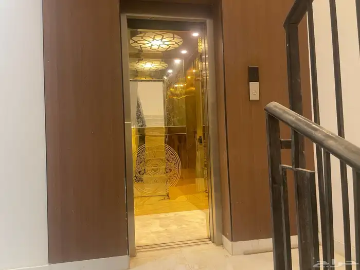 دور علوي للبيع بحي غصون 0