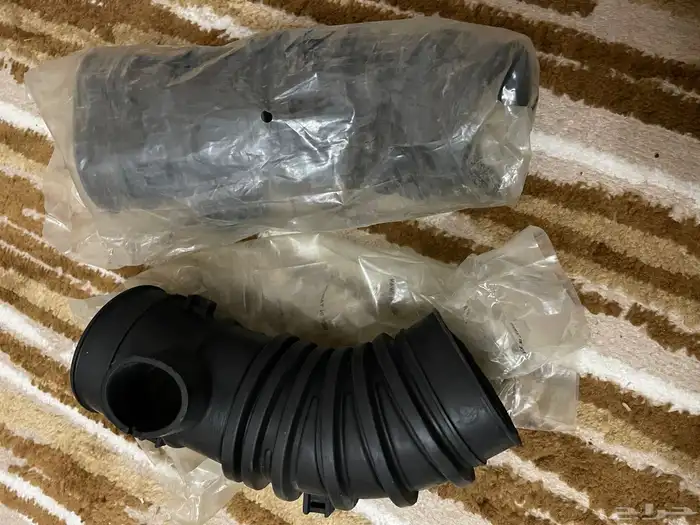 خرطوش قربه هواء هايلكس من 98 الى 2005 14