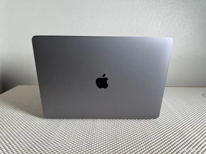 ماك بوك اير M1 0