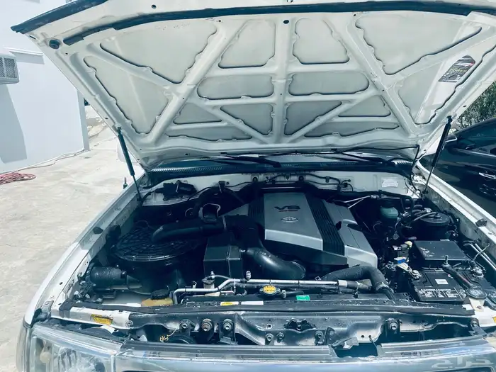 صالون 2002 VXR 8