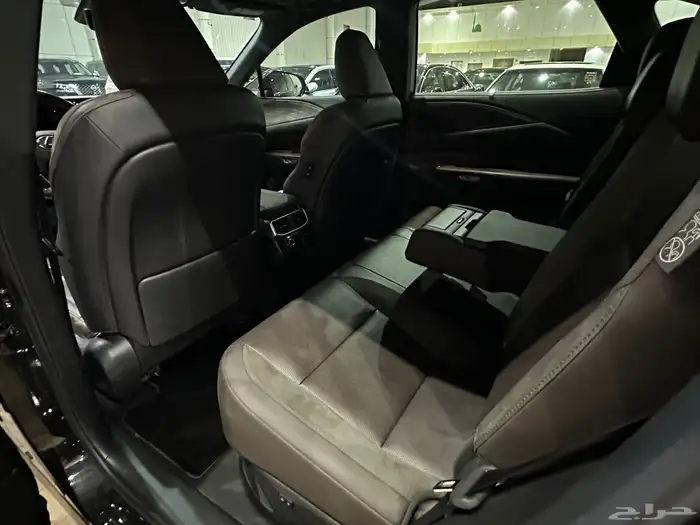 لكزس RX350 h موديل 2023 فل كامل هايبرد 8