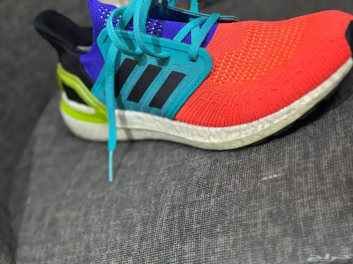 كوتش adidas مقاس 41 مستعمل خفيف 10