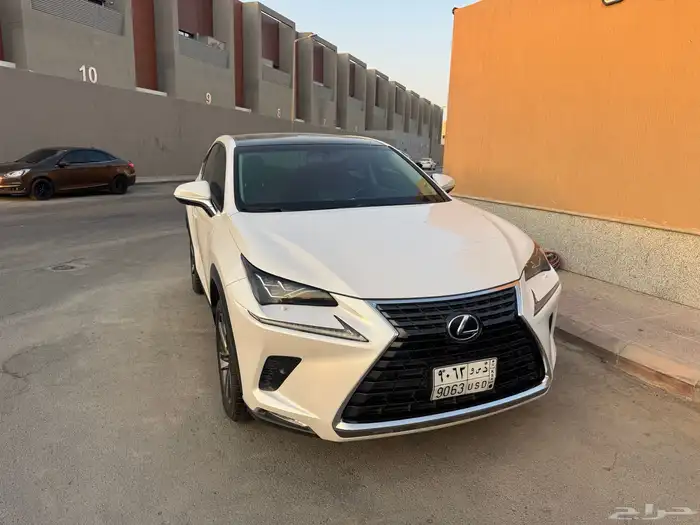لكزس NX 2018 فل كامل 0
