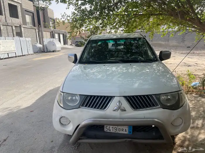 ميتسوبيشي 2009 L200 GLX بانزين ( اقبل البدل المناسب). 3