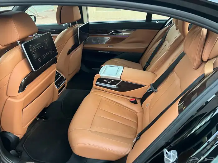 بي ام دبليو ( 750 LI ) الموديل 2016 فل ممشى قليل شبه جديد 30
