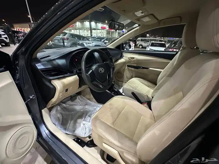 تويوتا يارس موديل 2022 استاندر 6