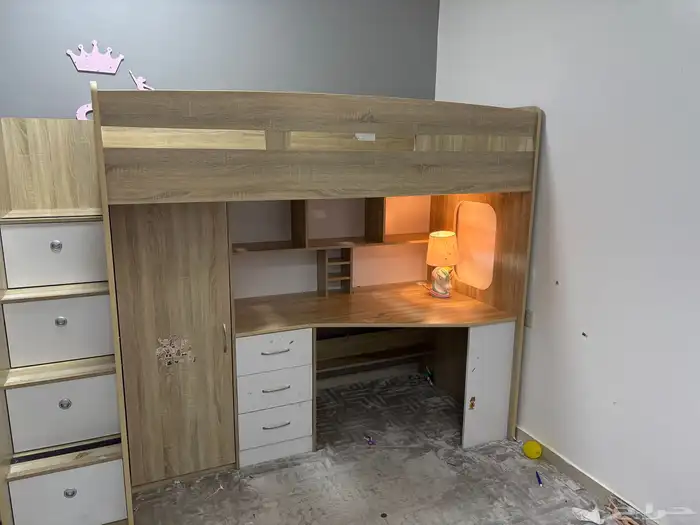 سرير علوي ومكتب 0