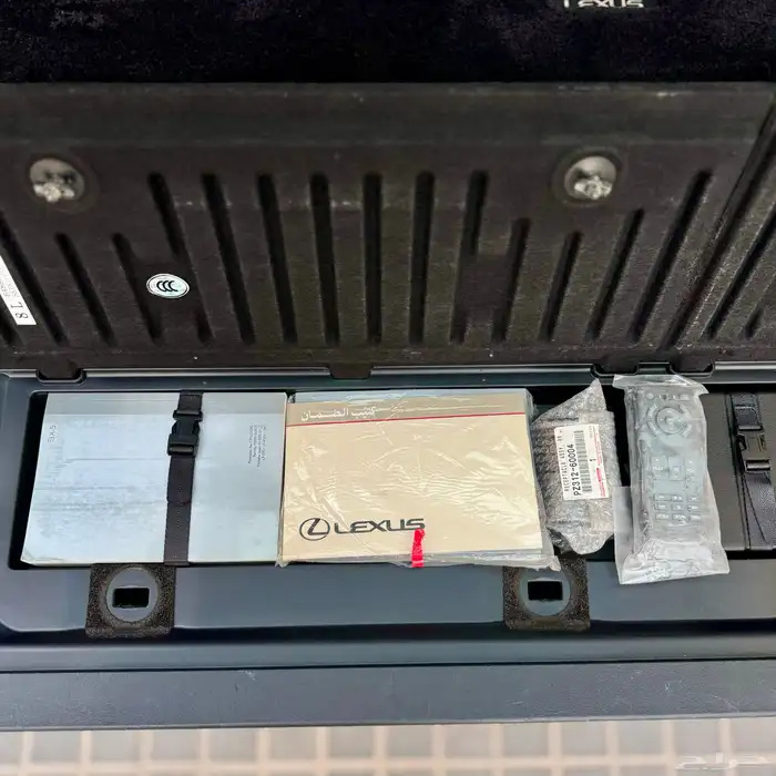 جيب لكزس LX570 - 2019 16