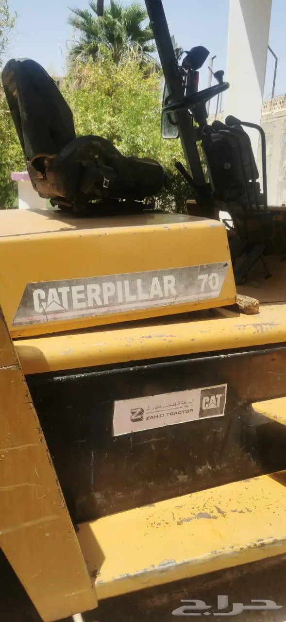 رافعة شوكية (Forklift) من شركة كاتربيلر Caterpillar 3