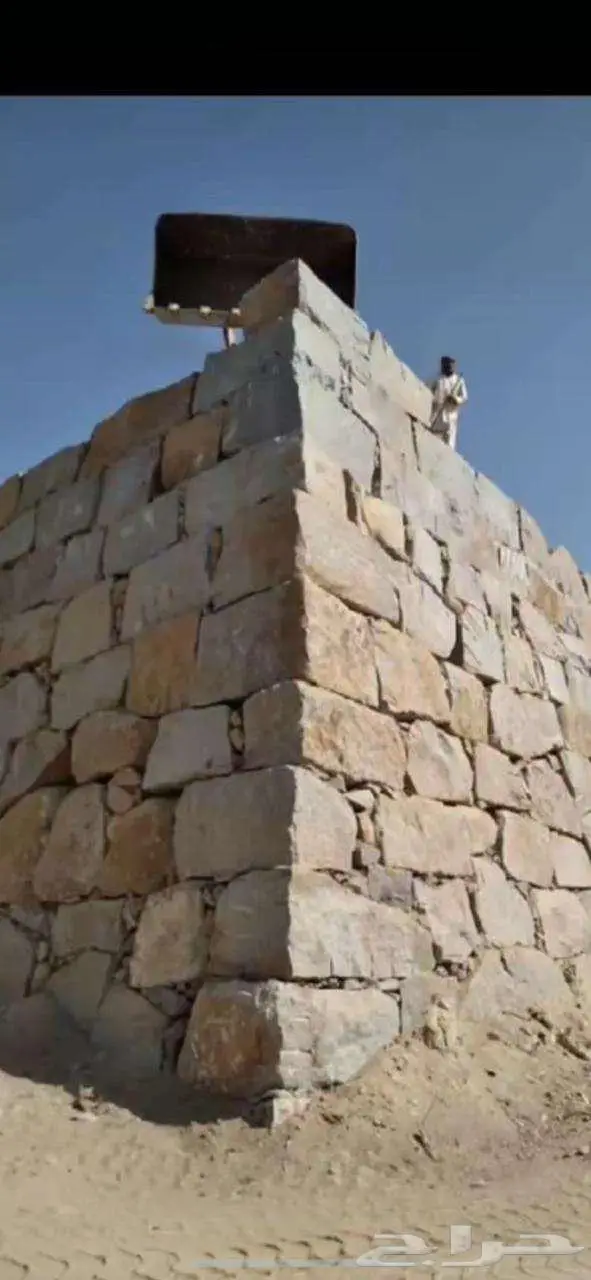 تلبيس جميع النواع الحجر الطبيعي وبناء جدارات الحجر 13