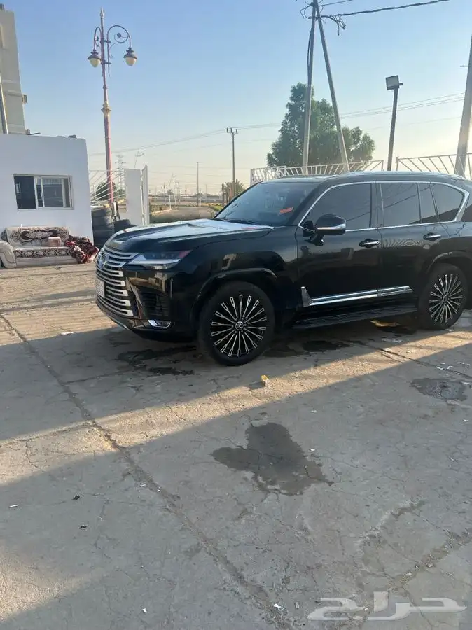 جيب لكزس في أي بي فل كامل شرط من الصدام لصدام الممشى 100 1