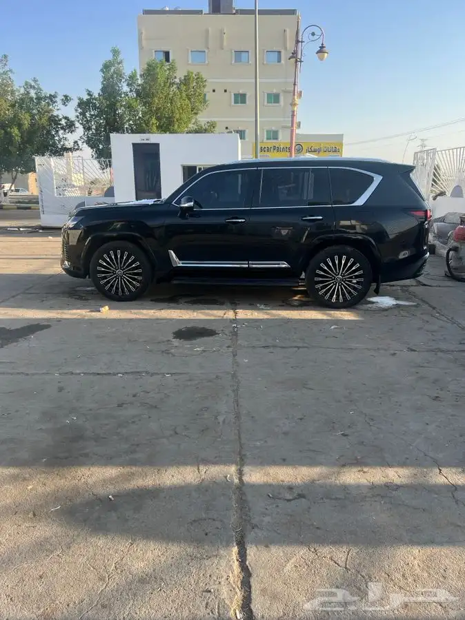 جيب لكزس في أي بي فل كامل شرط من الصدام لصدام الممشى 100 2