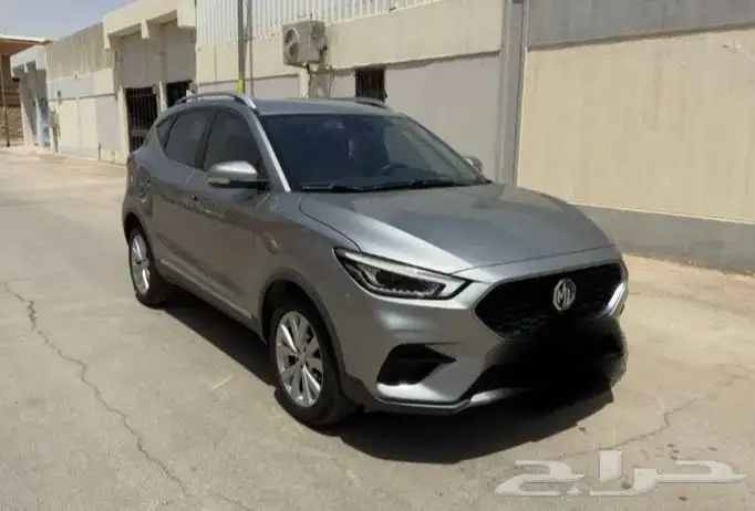 MG ZS 2023 Std 2