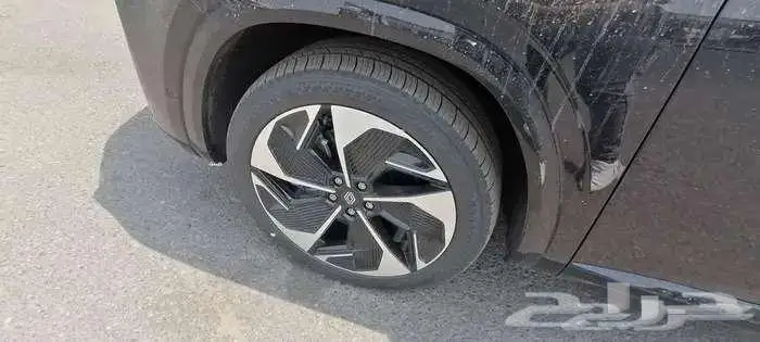رينو كوليوس ايكونيك E4 دفع رباعي 2026 12