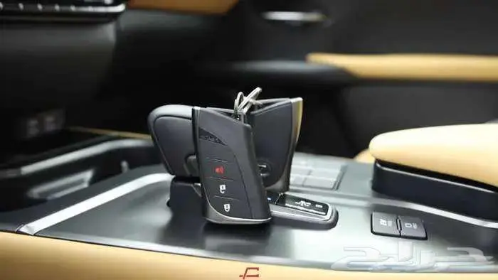لكزس UX300h اسود 2024 2