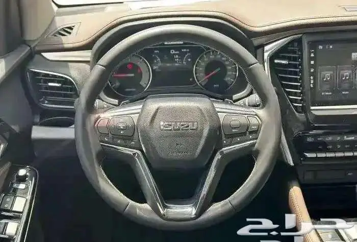 ايسوزو ام يو اكس 2024 العيسي 9