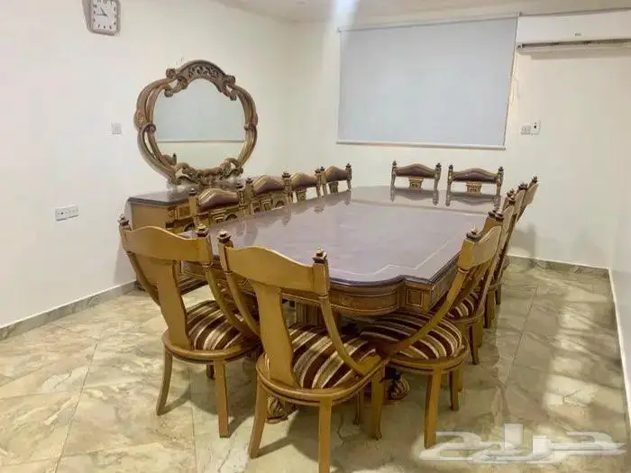 طاولة طعام 12 كرسي للبيع عاجل 1