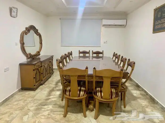 طاولة طعام 12 كرسي للبيع عاجل 2