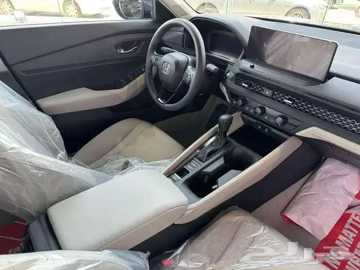 هوندا اكورد EX نص فل 2024عرض خاص 8