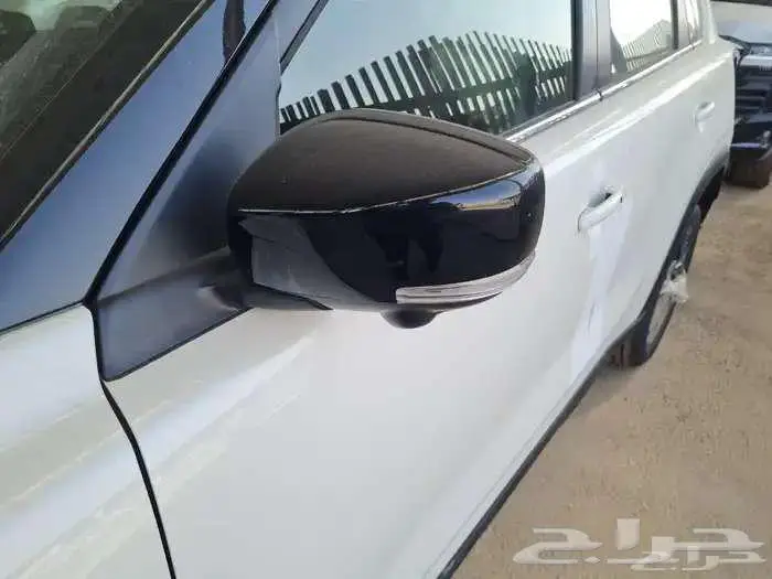 تويوتا اوربان كروزر GLX 2026 1