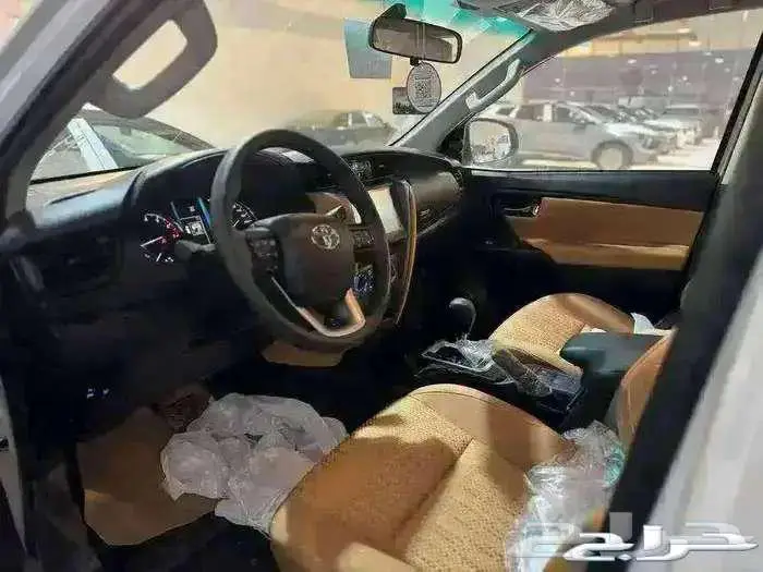 تويوتا فورتشنر GX2 دبل بنزين 2025 4