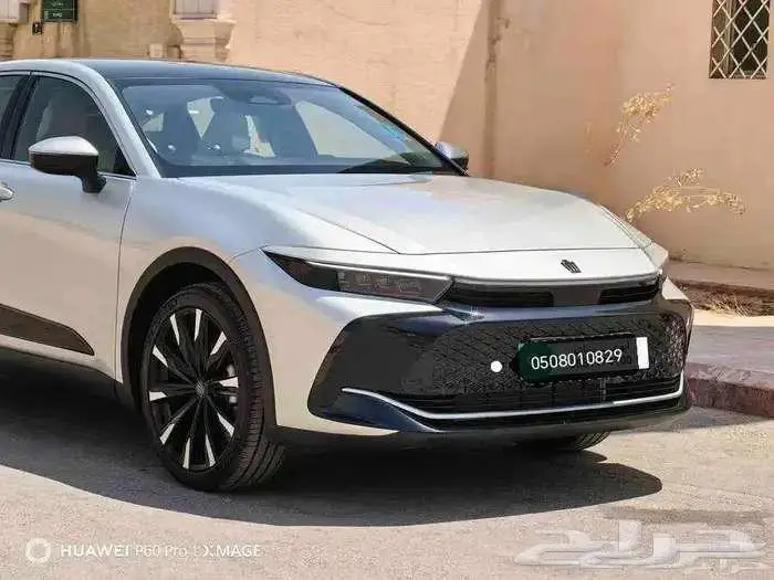 كراون ماجيستا فضى 2023 13