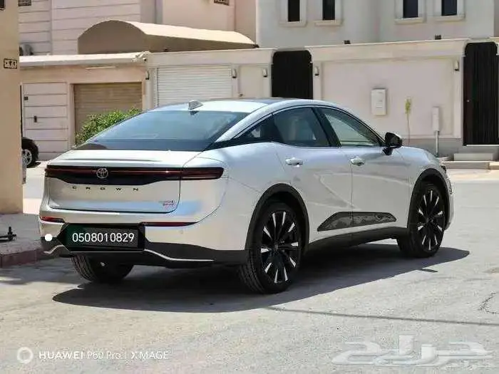 كراون ماجيستا فضى 2023 14