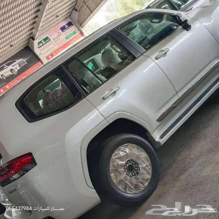 تويوتا لاندكروزر GXR.L4 ديزل 2025 11