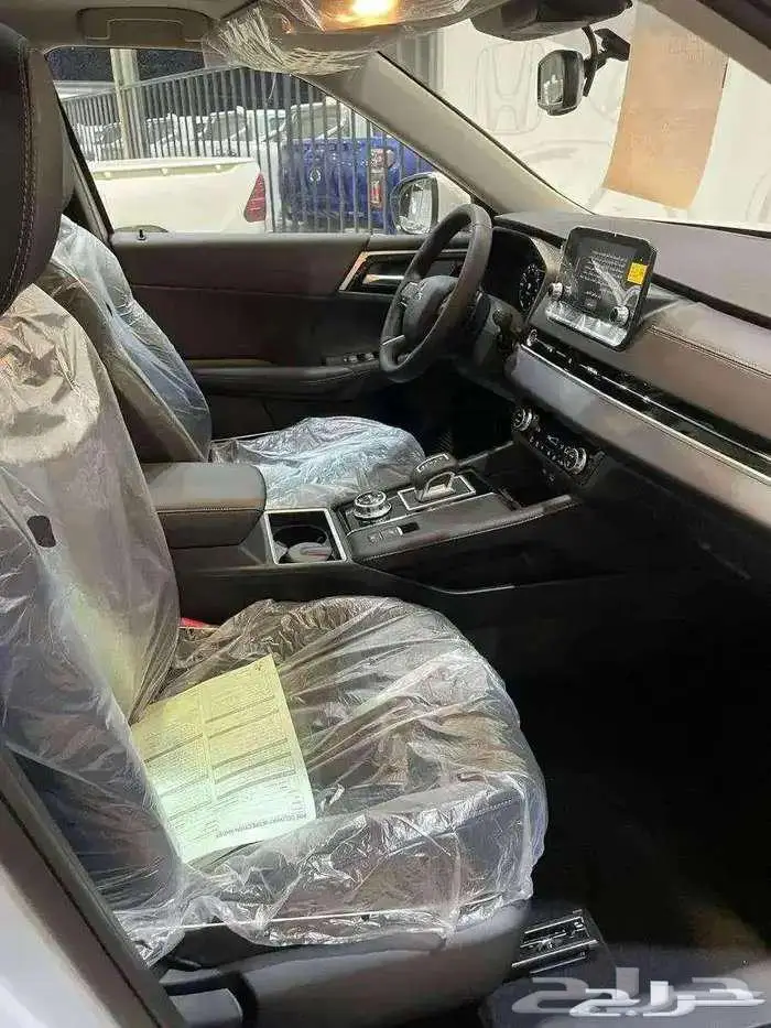ميتسوبيشي اوتلاندر 4 4 نص فل 7 راكب 2025 6