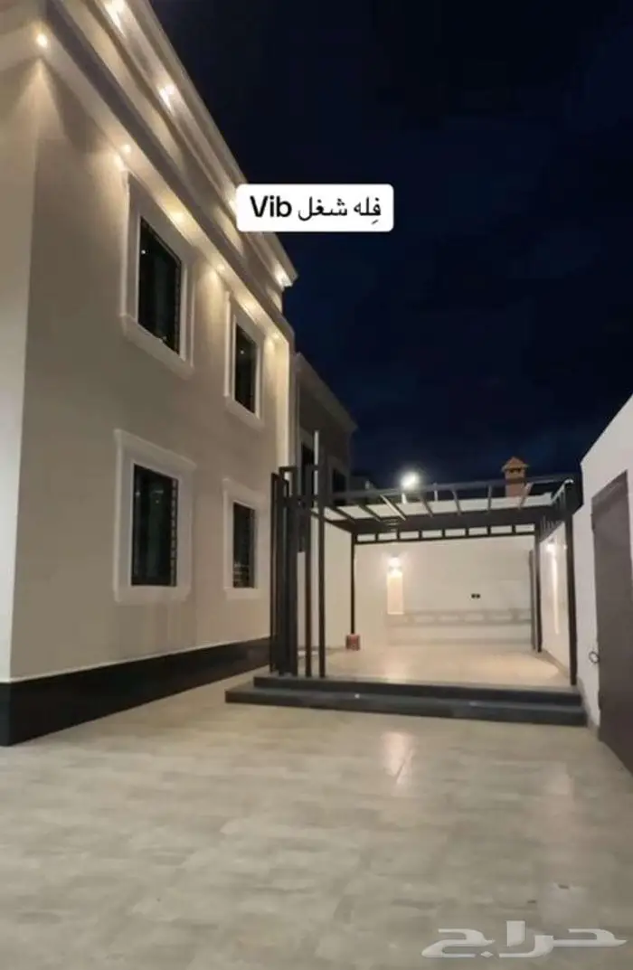 للبيع فله في درة الخميس دورين وملحق 1