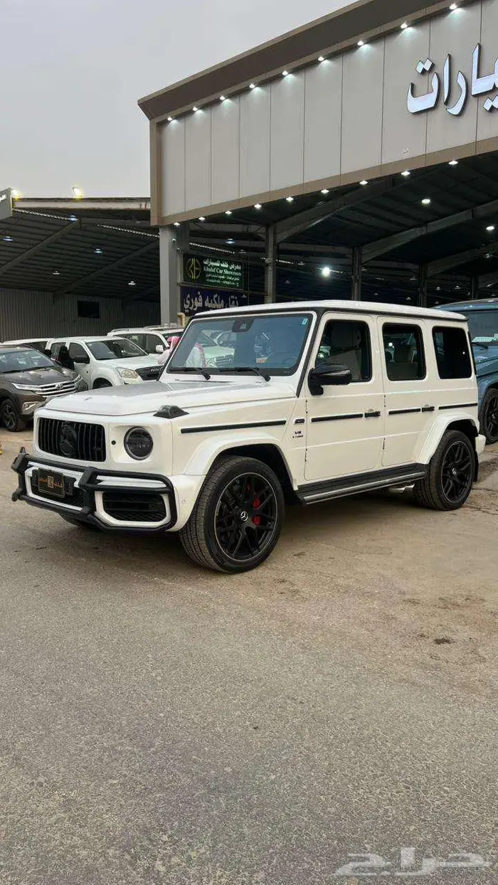 جي كلاس 63 موديل 2022- معرض خلف للسيارات 2
