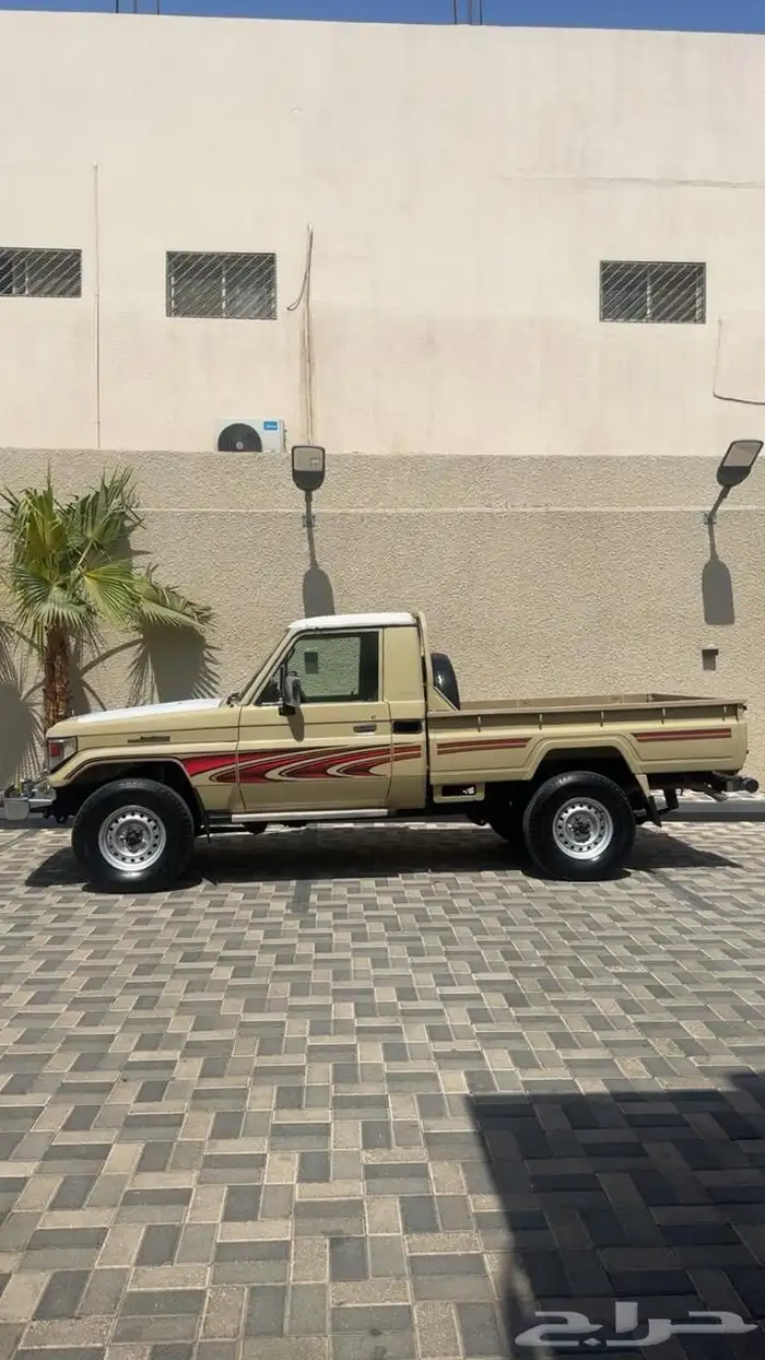 البيع جيب شاص المديل 2001 نظيف اموره طيب بلحيل الفحص منتهي 4