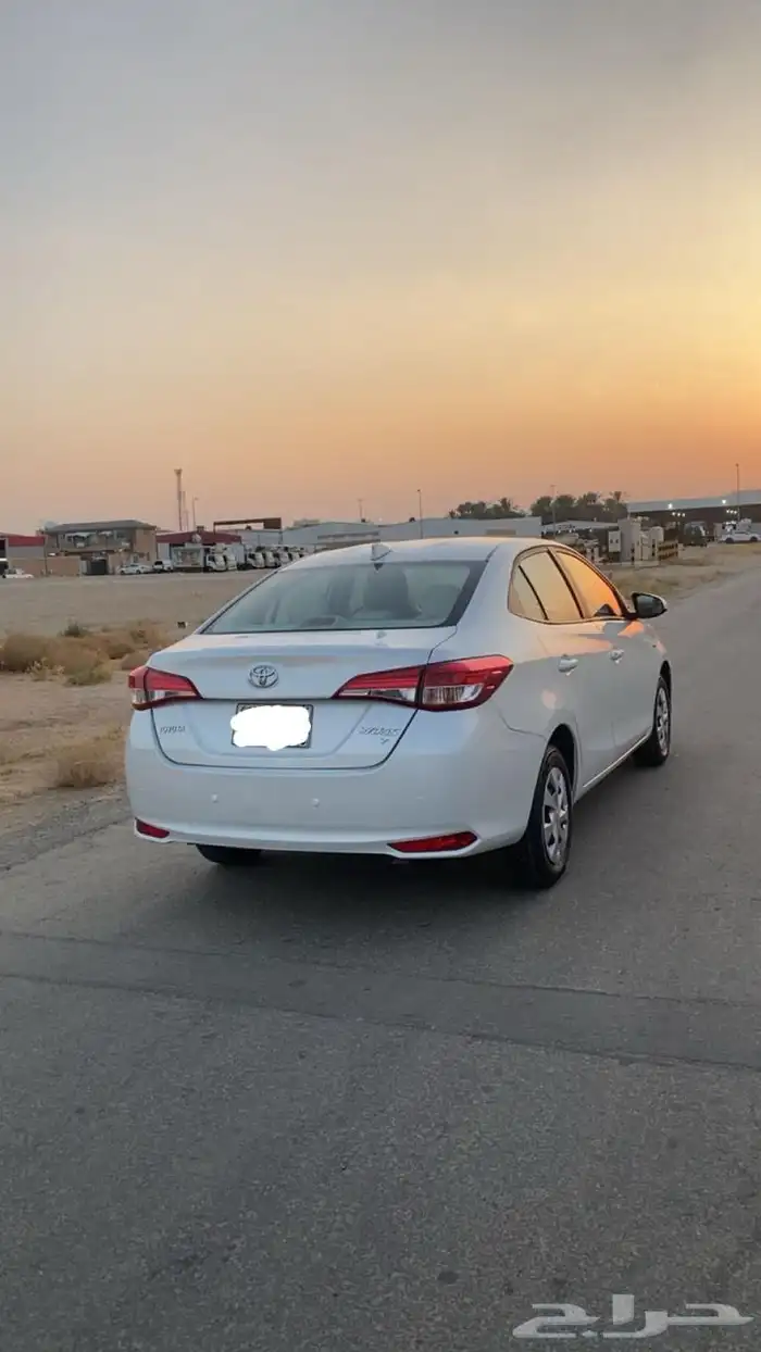 تويوتا يارس 2022 3