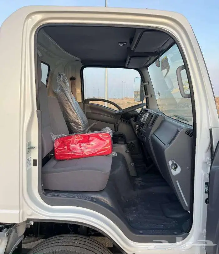 ايسوزو دينا 4 طن شاصي 4.95 كاش و تمويل مؤسسات راجحي 4