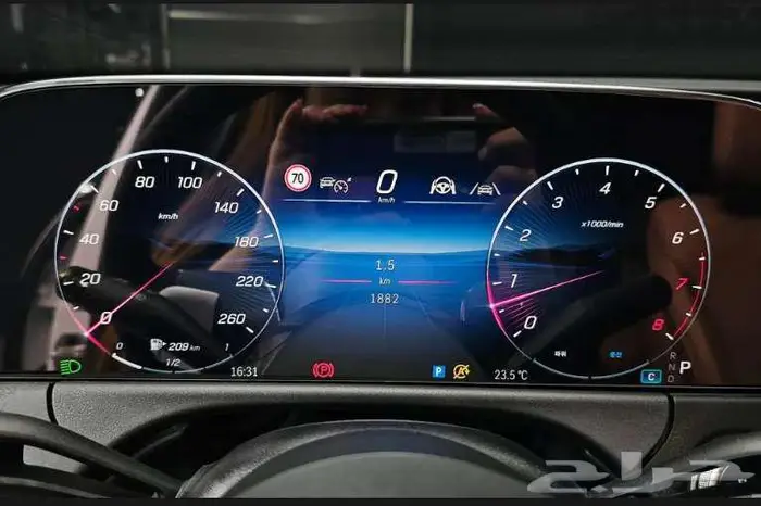 مرسيدس E200 2025 معرض الميموني للاستيراد من كوريا 7