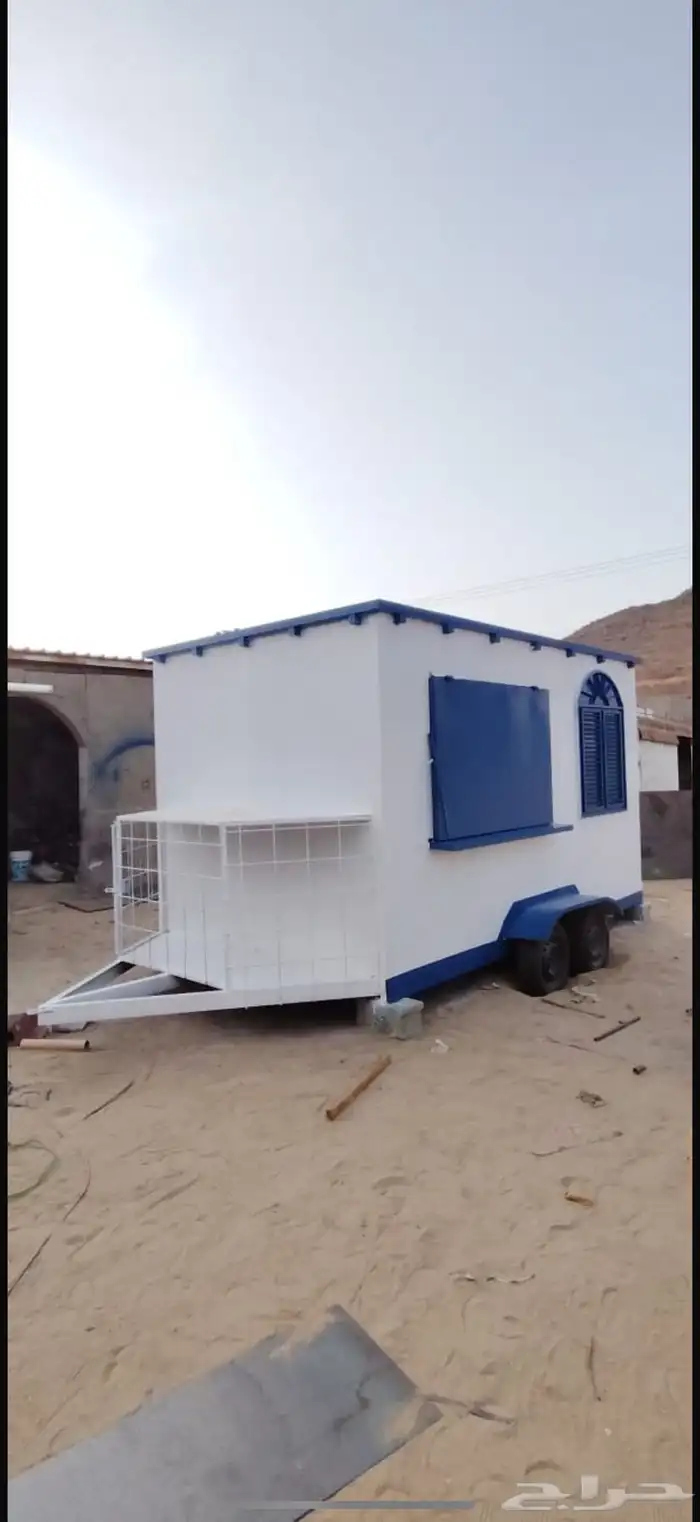 تصميم وتجهيز عربات الفود ترك ومداخل الاستقبال 3