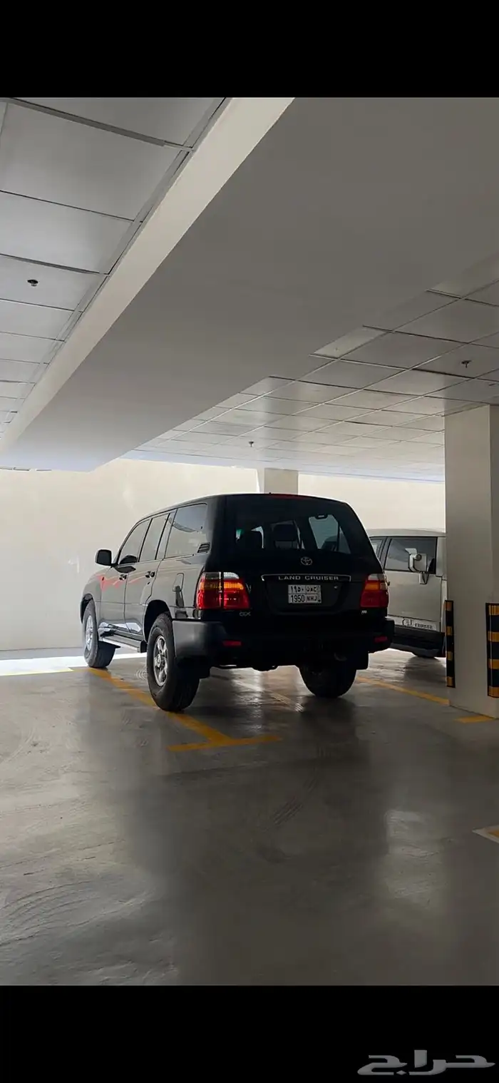 خلفية لكزس بدل سبير علاق 0