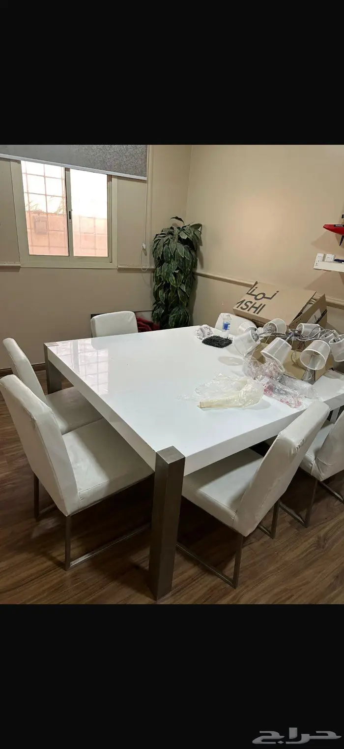 طاولة طعام من هوم سنتر 8 كراسي بيعه سمح 0