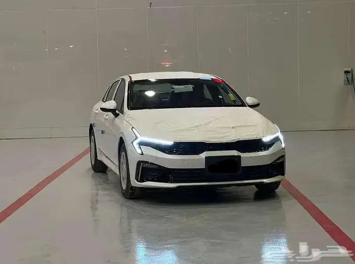 كيا K5ستاندر مطور2025عرض اليوم الوطني102000كاش او اقساط 3